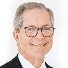 Louella Hess's Instagram, Twitter & Facebook