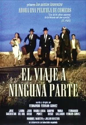 PalabraDelDía | claqueta Ejemplo de uso en «El viaje a ninguna parte» (1985) de Fernando Fernán Gómez: «—¡Motor! —Rueda —dijo el de la cámara. Uno de los obreros puso delante de la