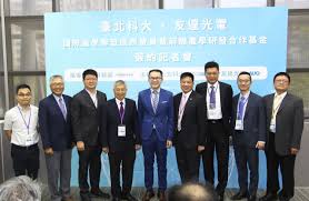 1 definitions matched, 12 related definitions, and 150 example sentences é›†æ€åŒ—ç§'å¤§æœƒè­°ä¸­å¿ƒ é›†æ€æœƒè­°ä¸­å¿ƒ