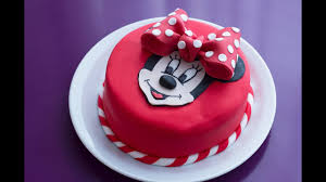 Les foodies vous présente 546 recettes avec photos à découvrir au plus vite ! Gateau D Anniversaire Minnie Decoration En Pate A Sucre Youtube