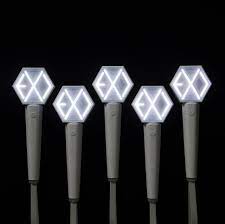 Info kuis berhadiah, daerah khusus ibukota jakarta. Pick Me Up Yuk Pilih Dan Menangkan Merchandise K Pop Impianmu Kumparan Com