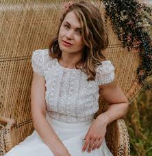 Idee costume, robe et autres prestataires. Robe De Mariee Champetre 2021 Mariee Fr