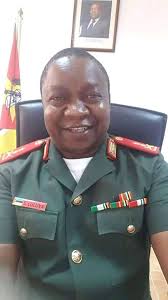 FELIZ ANIVERSÁRIO SENHOR COMANDANTE/REITOR DO ISEDEF, Major-General Samuel  Luluva. Tenha muita saúde e longos anos de vida Parabéns e muitas  felicidades nesta data querida.