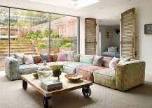 It lets you create a warm and inviting look with your favorite decor, collectibles, potted plants etc. 25 Coffee Tables On Wheels To Roll In The Good Times