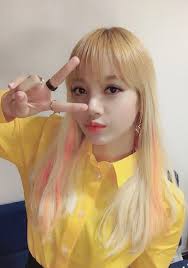 Lisa Yellow
