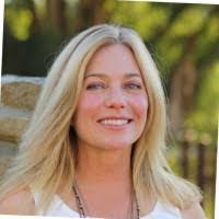 Jeri Barton's Instagram, Twitter & Facebook