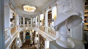 Перевод контекст humanismus c немецкий на русский от reverso context: Humanismus Das Thema Ethik Und Philosophie Radiowissen Bayern 2 Radio Br De