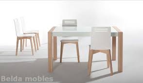 Comprar mesa y silla online pueden ser redondas, cuadradas extensibles de estilo nordico blancas baratas somos especialistas y con el mejor precio compra tus mesas y sillas de diseño al mejor precio en tusmesasysillas.com. Mesa Y Sillas Cocina 8 Muebles Belda
