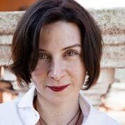 Donna Tart's Instagram, Twitter & Facebook