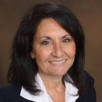 Kari Wise's Instagram, Twitter & Facebook