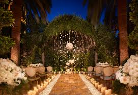 The city's lax marriage laws make it one of the easiest places to get married in the united states. Throw A Destination Wedding In Las Vegas Your Guests Will Love