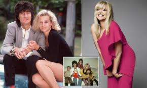 He married sally humphreys, owner of a theatre production company and 31 years younger to him, on december 21. Jo Wood 63 Admits She S Single And Ready To Mingle But Men Just Can T Keep Up With Her Daily Mail Online