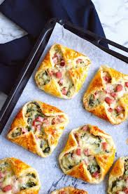 11 Sweet And Savory Recipes To Use Up That Box Of Puff Pastry Recipe Recipes Spinach Puffs Recipe Food