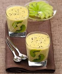 Mousse De Kiwi A La Vanille Un Petit Dessert Leger Et Agreable A Servir Bien Frais Recette Mousse De Kiwi Recettes De Cuisine Dessert Leger