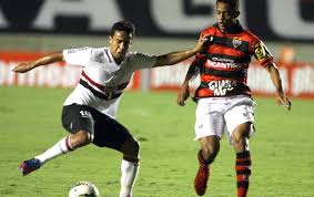 São paulo fc was founded on 25 january 1930 by 60 former officials, players, members, and friends of the football clubs club athletico paulistano and associação atlética das palmeiras of são paulo. Tricolor Busca Reabilitacao No Brasileirao Em Goiania