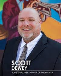 Scott Dewey's Instagram, Twitter & Facebook