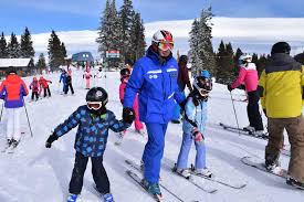 Nh ski resorts with free kids skiing with the passport bretton woods balsams cannon cranmore gunstock loon ragged waterville valley. Family Insider S Guide To Skiing In Vail Colorado
