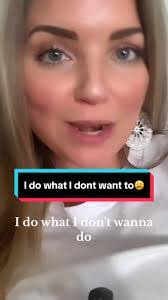 Erica Harder's Instagram, Twitter & Facebook