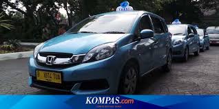 Untuk dapat bermain air di wisata pemandian ubalan ini, anda. Pakai Taksi Blue Bird Dengan Tarif Go Car Begini Caranya