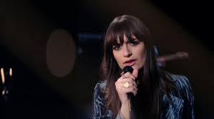 Другие песни исполнителя clara luciani. The Ring Worn By Clara Luciani In The Clip The Grenade Spotern