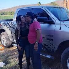 View all sammy pérez pictures. Sammy Perez Revela Que Se Va A Casar Y Presenta A Su Novia