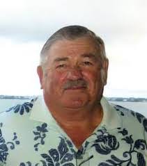 Aaron Cothren's Instagram, Twitter & Facebook