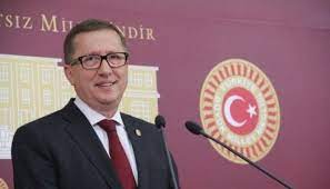 İstanbul devlet güzel sanatlar akademisi mimarlık yüksekokulu ve yıldız teknik üniversitesi matematik bölümü'nde. Bakan Ersoy A Bir Soru Onergesi De Iyi Parti Den Turizm Gunlugu