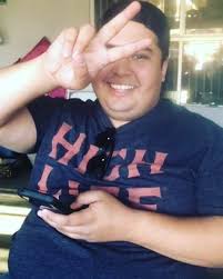 Así se ambienta Cornelio Vega y su...