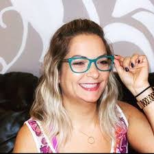 Kelly Terrell's Instagram, Twitter & Facebook