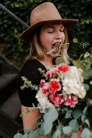 Visit your local winston salem petsmart store for essential pet supplies like food, treats and more from top brands. Fun Wild Florist Branding Headshots In Downtown Kernersville Nc Kayliphotography Com