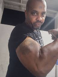 Hemanifezt with @djtimaugust #hemanifezt #conscience #hiphop #freestylerap  #tictok