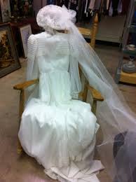 Goodwill Finds Victorian Style Wedding Dress Bridal Dresses Near Me Bridal Dresses Victorian Style Wedding Dress