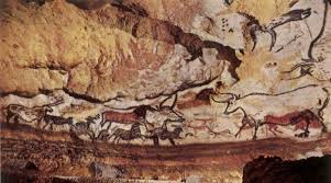 Lascaux Cave Art The 17 000 Year Old Paintings Of Paleolithic Age In 2020 Cave Paintings Prehistoric Art Lascaux Cave Paintings