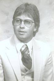 Jerry Wills's Instagram, Twitter & Facebook