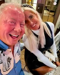 Leanne Lancaster's Instagram, Twitter & Facebook