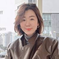 Eva Choi's Instagram, Twitter & Facebook