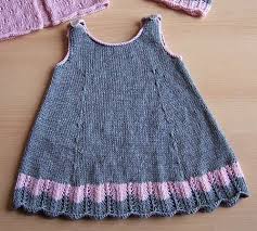 Orgu Bebek Elbiseleri El Isi Sis Tig Ile Orulmus Bebek Elbise Orgu Tig Modelleri Baby Knitting Patterns Sirin Elbiseler Bebek Giysi Desenlerleri