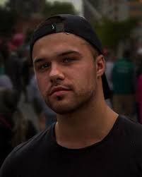 Massothérapeute Zacharie Iannone