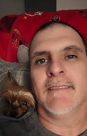 I took gizmo to the vet for a follow up check up, and he got down off  examining table and hid under the hood of my coat.😆