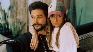 Están formadas por capas de una proteína endurecida llamada queratina, que también se encuentra en el pelo y la piel. Camilo Confiesa Que Evaluna Montaner Es La Mujer Mas Hermosa Del Mundo Despues De Su Mama Instagram Usa Eeuu Estados Unidos Celebs Nndc Fama Mag