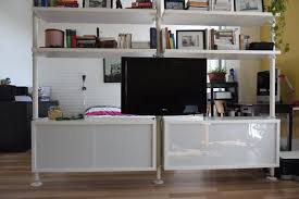 Scegli la consegna gratis per riparmiare di più. Ikea Hack Pivot Tv Mount 5 Steps With Pictures Instructables