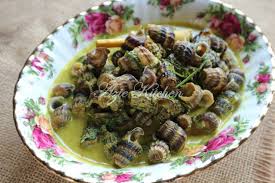 Namun, apakah cara membersihkan lensa kacamata anda sudah benar? Siput Sedut Masak Lemak Cili Api