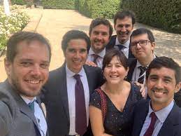 La transeúnte se desahogó en el programa hola chile de la red, donde reveló que el pasado fin de semana murió uno de sus hijos, el segundo que le fallece. Ignacio Briones Ar Twitter Tras El Despacho De La Reforma Tributaria En El Congreso Hoy Un Agradecimiento Especial Al Extraordinario Equipo De Min Hacienda Con El Que Trabajamos Varios Fines De Semana Un