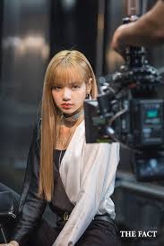 Minangie On Twitter Blackpink Blackpink Lisa Lalisa Manoban