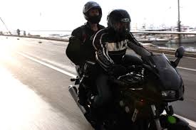 Hotel pillon is located in the main street of bibione just 200 metres from its free private beach and it has a gourmet restaurant and rooms with a private. How To Ride With A Pillion On A Motorcycle Tru Tension