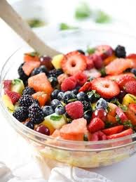 Berry Delicious Fruit Salad Foodiecrush Com Cuisine Et Boissons Recette Recette Legume