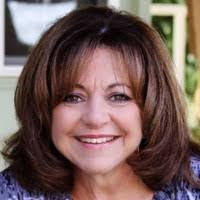 Donna Stutz's Instagram, Twitter & Facebook