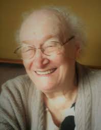 Daisy Knott's Instagram, Twitter & Facebook