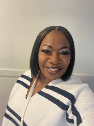 Hi Ladies! Just joined. I'm 55yrs old, living in Chicago. I love to travel  and have fun with easy people. Look forward to connecting with like minded  women. 😊