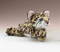 Amazon Com Lying Ocelot Stuffed Animal Plush Toy 14 L Toys Games Animal Plush Toys Animals Wildlife Artists